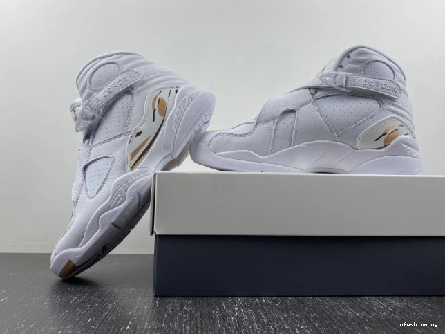 OVO 8 AA1239-135 Jordan White Retro 0925